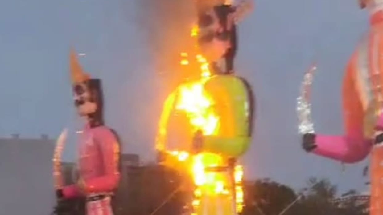 Bhopal News: Miscreants in Bhopal burnt the effigy of Ravana before the minister's program, creating panic.