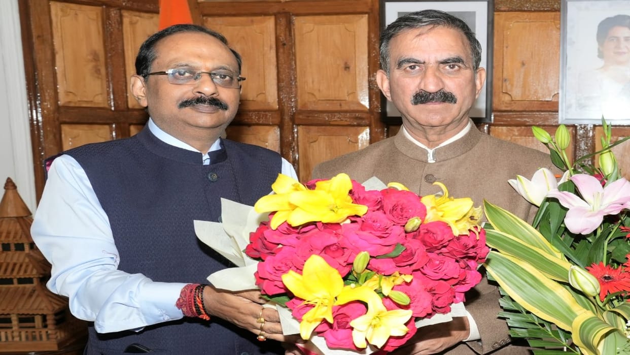 Newly appointed Chief Secretary Sanjay Gupta called on the cm Sukhvinder Singh Sukhu today