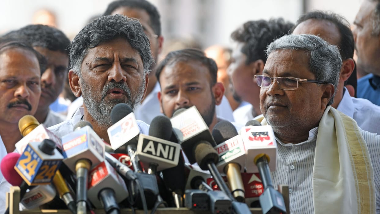 With buzz over cabinet reshuffle, all eyes on Siddaramaiah, Shivakumar