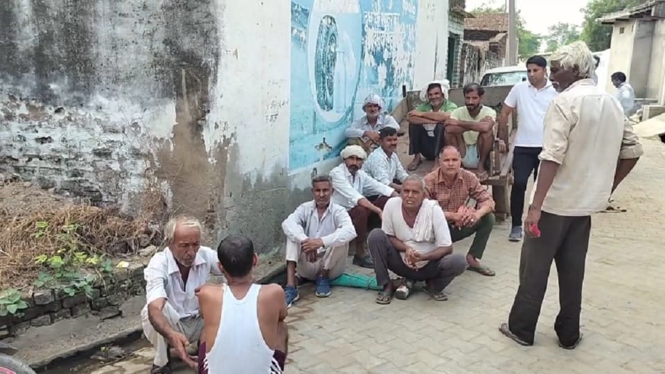 Three people died of illness in Shahpur Kala village Bulandshahr
