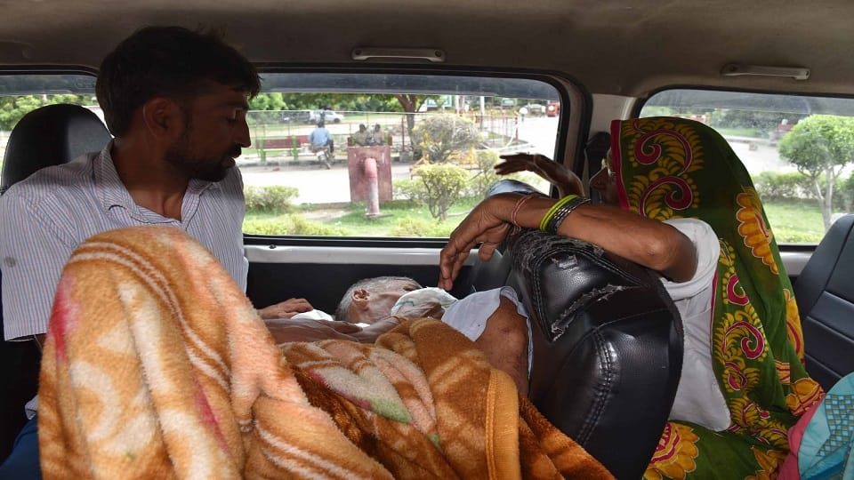 Doctor Strike ends at Aligarh JN Medical College