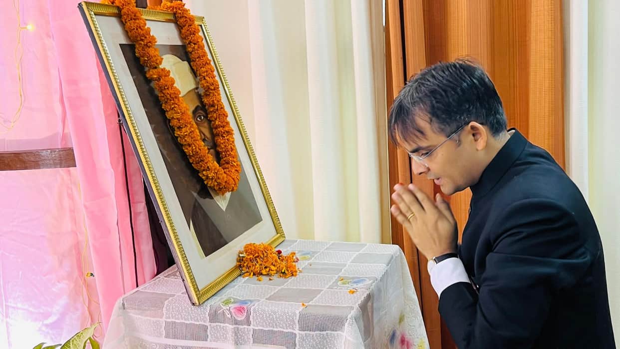 Gandhi Jayanti Officers pay homage to Mahatma Gandhi and Lal Bahadur Shastri Sangh workers take out march
