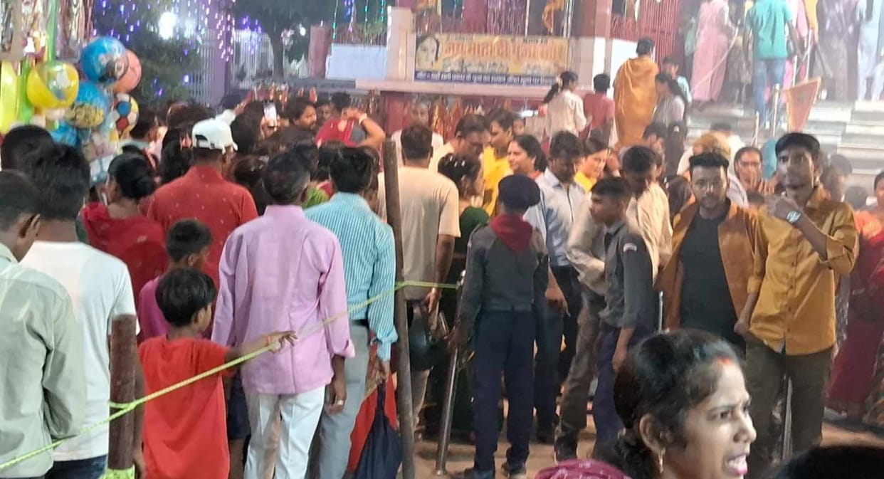 betia navratri mahanavami bhakti jana sailab durga puja mandal