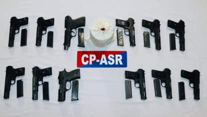 आरोपियों से बरामद हथियार