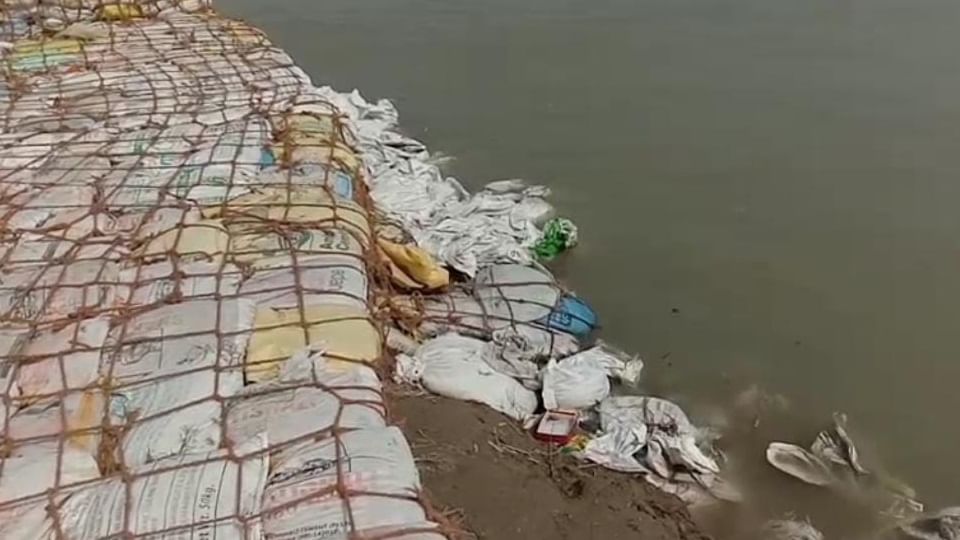 More Than 35000 Cusecs Of Water Released From Ranjit Sagar Dam In Pathankot - Amar Ujala Hindi News Live - पठानकोट के बाढ़ प्रभावित फिर खतरे में:रंजीत सागर डैम से छोड़ा गया