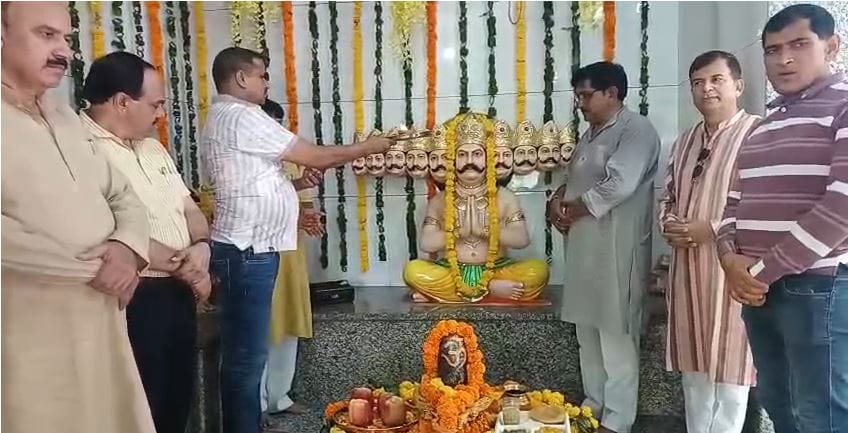 Devotees Worship Ravana Instead of Burning His Effigy In Krishna’s City Mathura