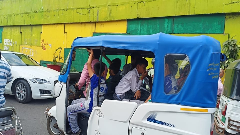 School Vehicles Safety Alert: RTO Cracks Down on Unfit Buses and Vans Endangering Children