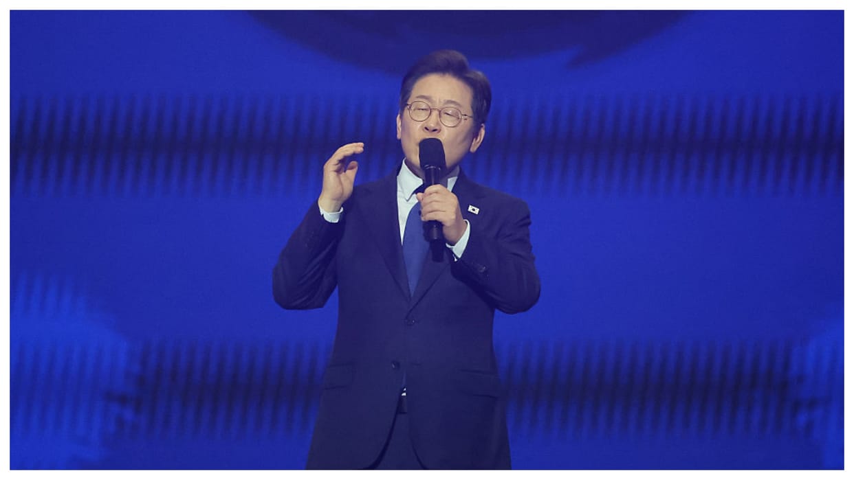South Korea president apologizes over poorly managed foreign adoption programmes