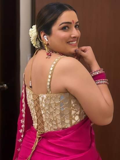 आम्रपाली दुबे