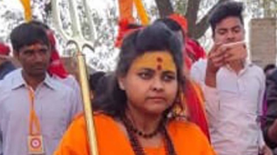 Pooja Shakun Mahamandaleshwar status ends expelled from the Akhara