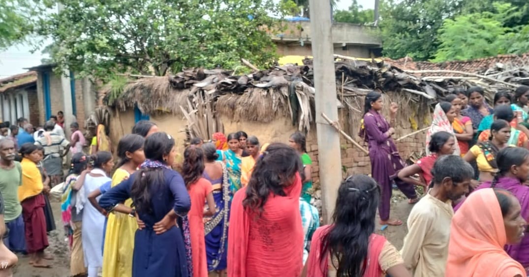 Bihar News: Suspicious death of father and two sons in Patna, Dussehra fair, food poisoning, Bihar Police News