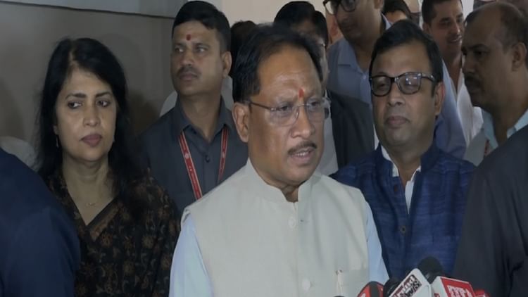 CG: गृहमंत्री शाह के दौरे से पहले सीएम साय का बयान; बोले- बेहतर नक्सल पुनर्वास नीति से नक्सली कर रहे सरेंडर