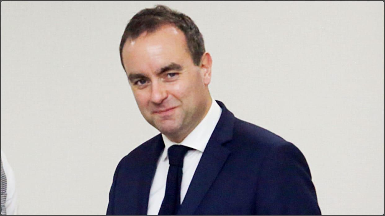 France's new PM renounces using special powers at parliament to seek compromise instead