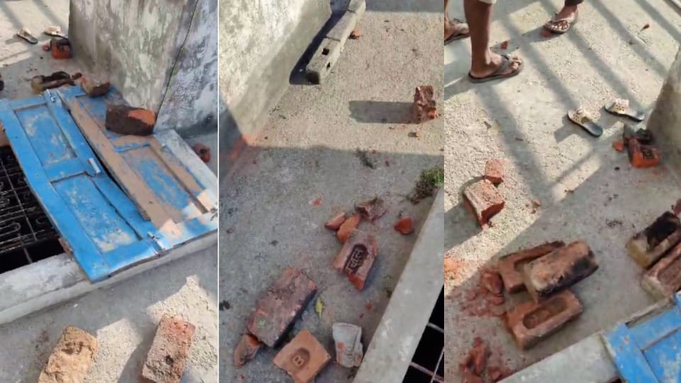young man was beaten up in a dispute during Ramlila viewing in Hapur Garh