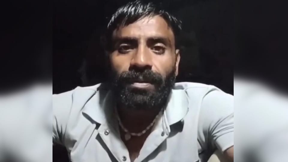 Father commits suicide by strangulating three children with a rope in Faridabad
