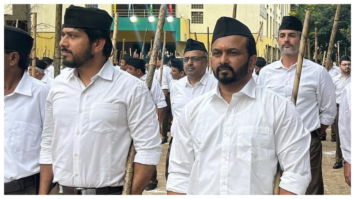 Kedar Jadhav shared pictures in RSS uniform know details