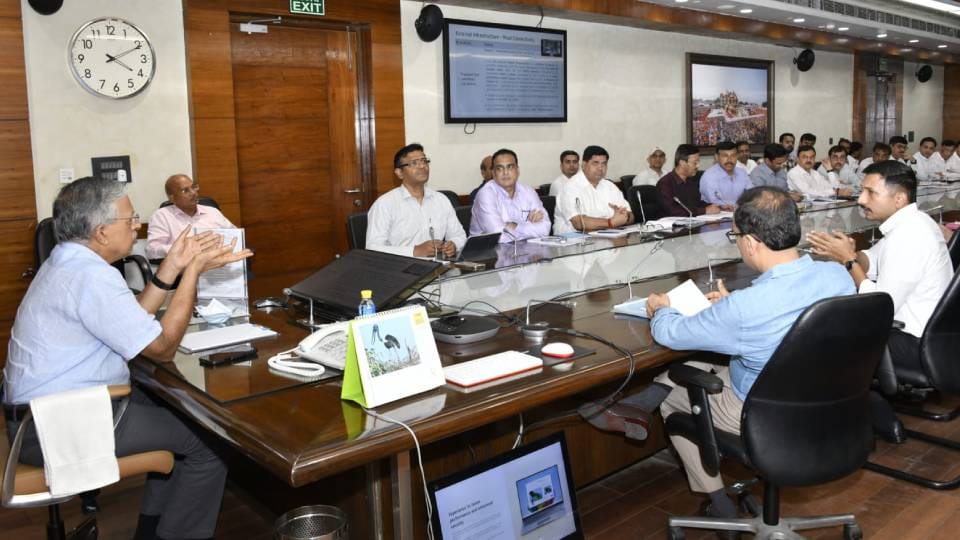 Investment proposals worth 5120 crore received for textile park demand for land reaches 567 acres