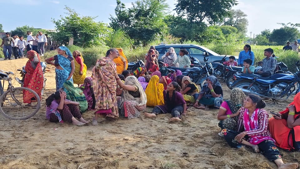 Agra Drowning Tragedy: Yamuna Claims 10 Young Lives in Kusiyarpur Families Devastated Before Diwali