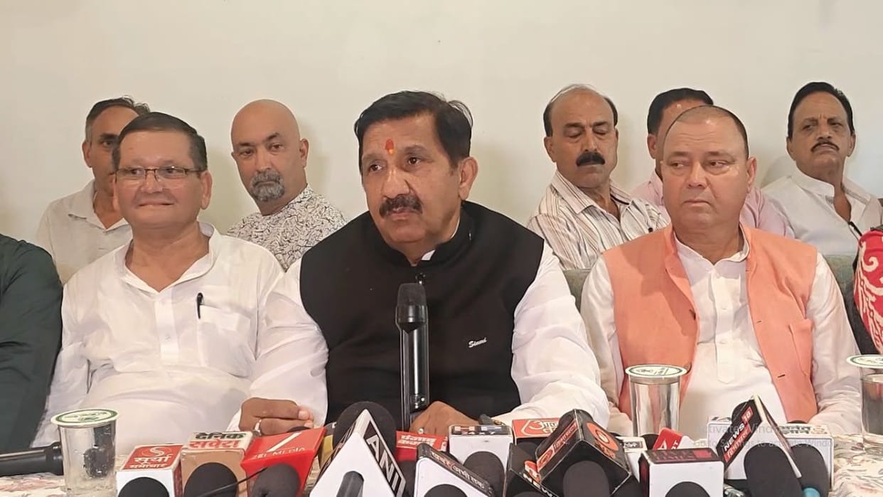Press conference of Deputy CM Mukesh Agnihotri in Mandi