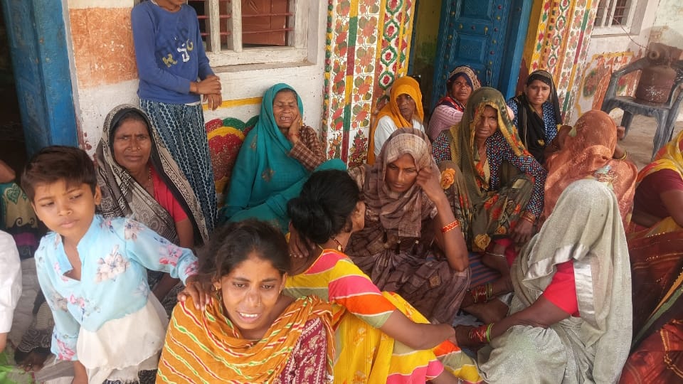 Agra Accident during idol immersion The sound of women sobs echoed pain in heart