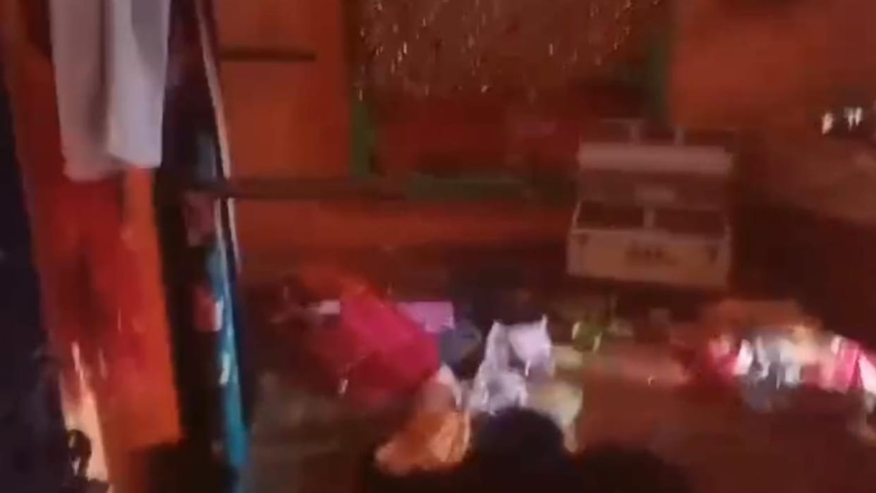 Jhansi: Thefts continue unabated in Mauranipur, with two houses targeted, leaving villagers in fear.