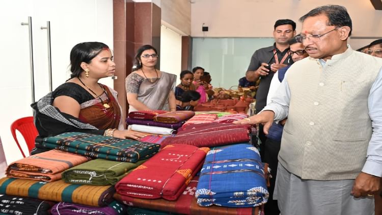 छत्तीसगढ़ की दीदियां बनीं आत्मनिर्भरता की ब्रांड एंबेसडर: लखपति दीदियों की सफलता महिलाओं के लिए बनी प्रेरणा