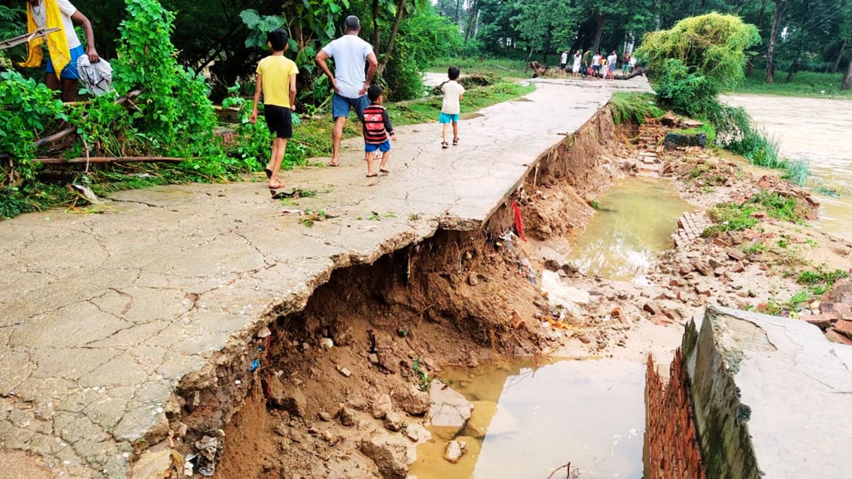 Weather Alert Rain wreaks havoc culverts submerged houses damaged Ghaghra water enters villages