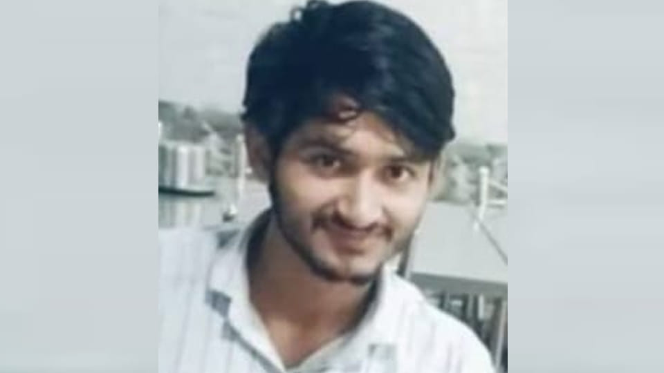 Kanpur: A young man, distraught over not getting a job