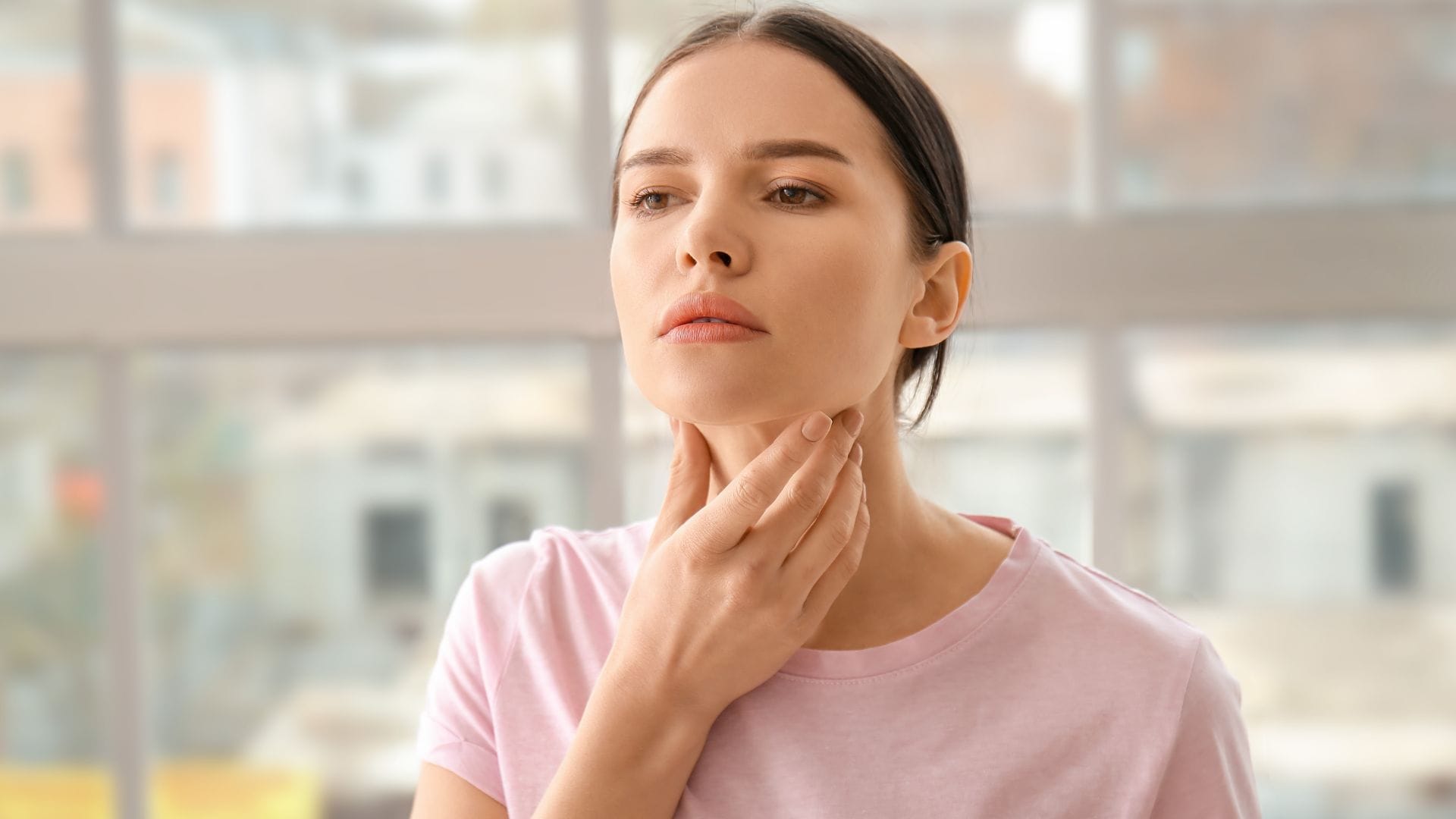 hair fall fatigue it could be an early sign of thyroid Take these precautions know in hindi