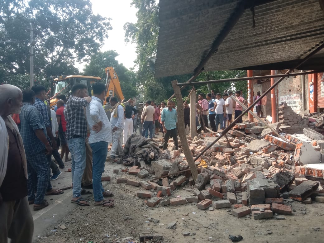 Ayodhya: One youth killed, several injured in house explosion