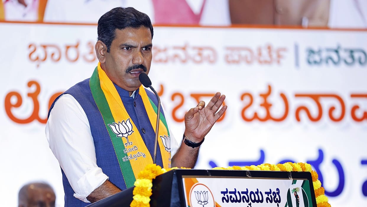 Karnataka BJP chief predicts political changes in state after Bihar polls