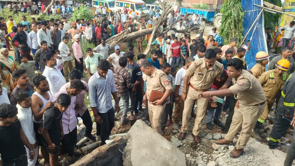 massive explosion at a coaching center in Farrukhabad two students killed and seven injured