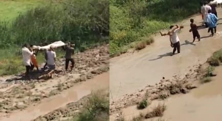 Hamirpur road to Mokshadham been in bad state for 14 years the funeral procession passed through a swampy path