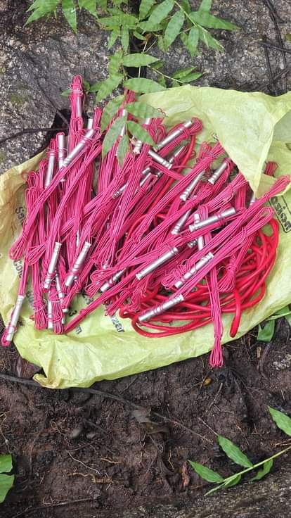 नक्सलियों के ठिकाने से 47 शक्तिशाली डेटोनेटर और केबल बरामद