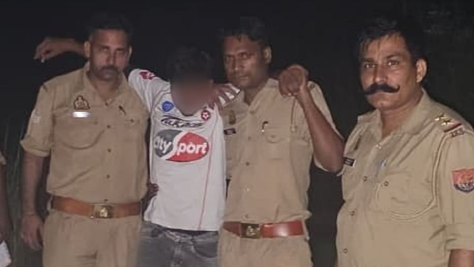 UP: Heavy firing between miscreants and police in Saharanpur, two miscreants injured after being shot