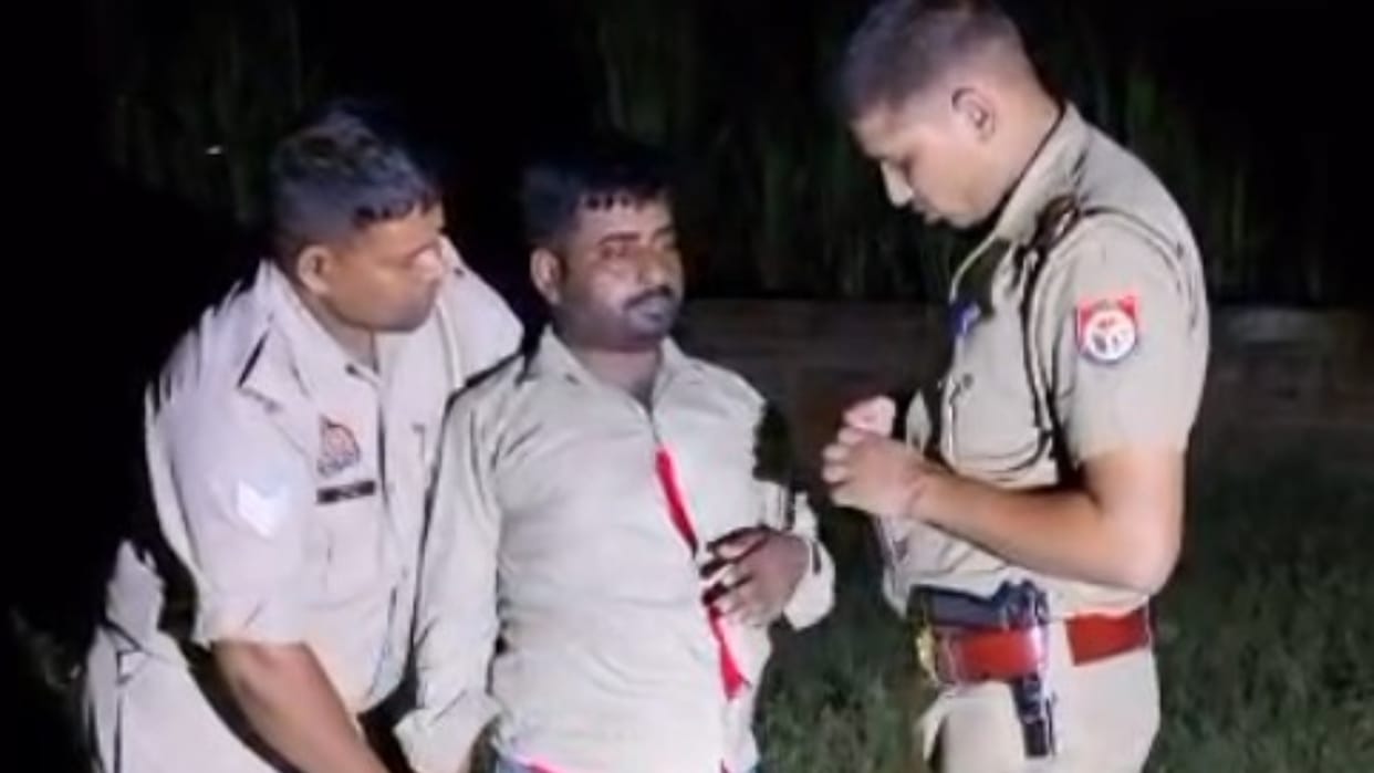 Police arrested two criminals in an encounter in Bareilly