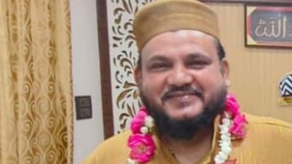 LIU surveillance cards of eight lieutenants of Tauqeer Raza have been opened in Bareilly