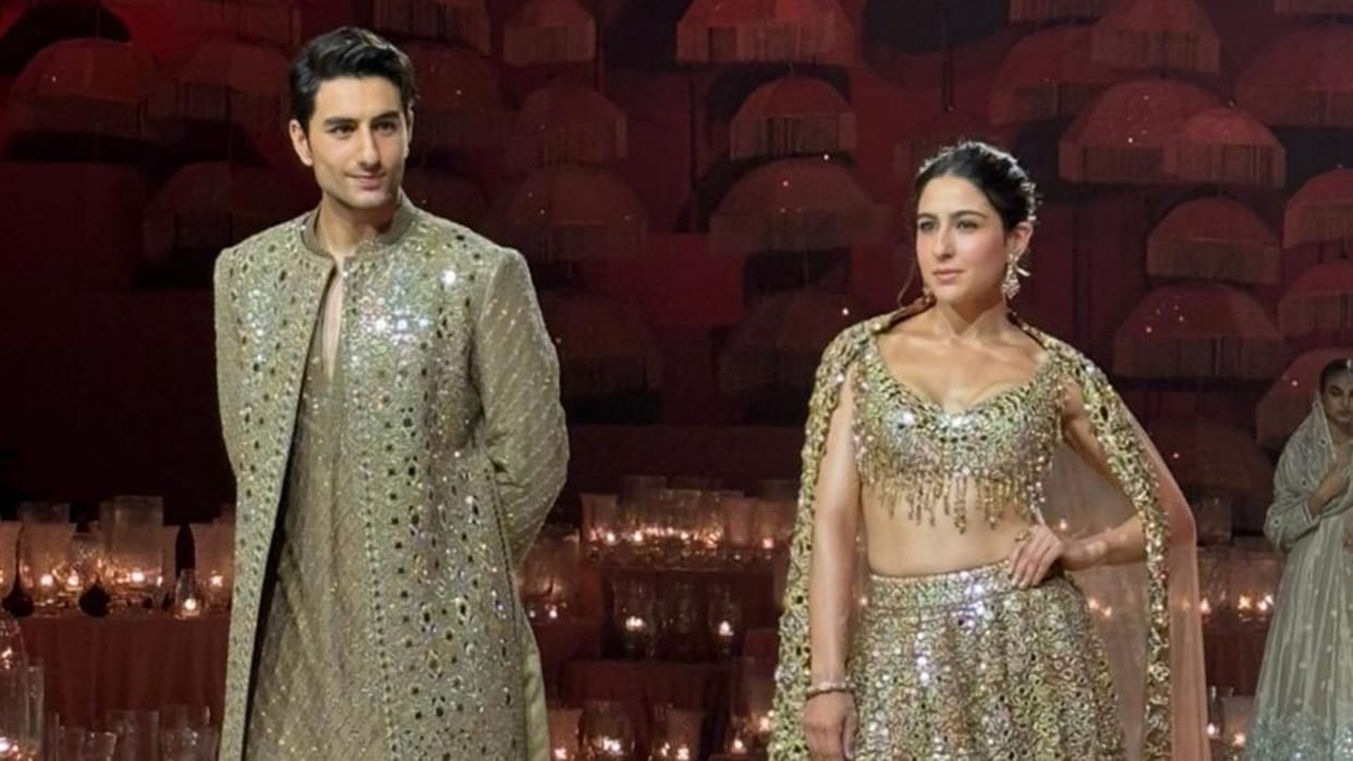 Sara Ali Khan Ramp walk with Ibrahim Ali Khan first time people like their chemistry