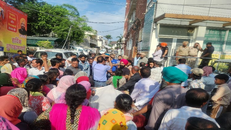 17-year-old Boy Dies During Treatment In Khanna – Amar Ujala Hindi News Live – Punjab:खन्ना में इलाज के दौरान 17 साल के किशोर की मौत, परिजन बोले