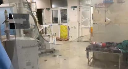 Jaipur Sms Hospital Fire Trauma Center ICU Hospital Staff Negligence Delay in Opening Gate News in Hindi