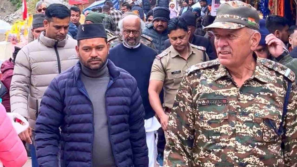 Superstar Rajinikanth visited Badrinath Dham Chamoli Uttarakhand news in hindi