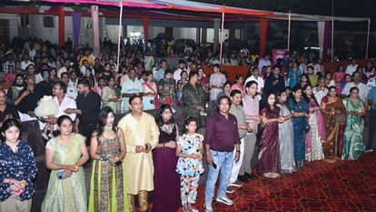 Dandiya Night: city of Brass danced to Renuka 52-yard dance; see pictures of the excitement