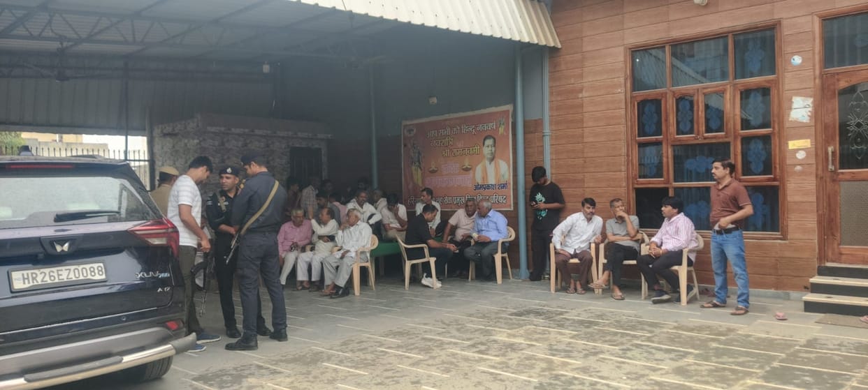 Rs 55 lakh looted from house of VHP Haryana sewa pramukh Om Prakash Sharma in palwal