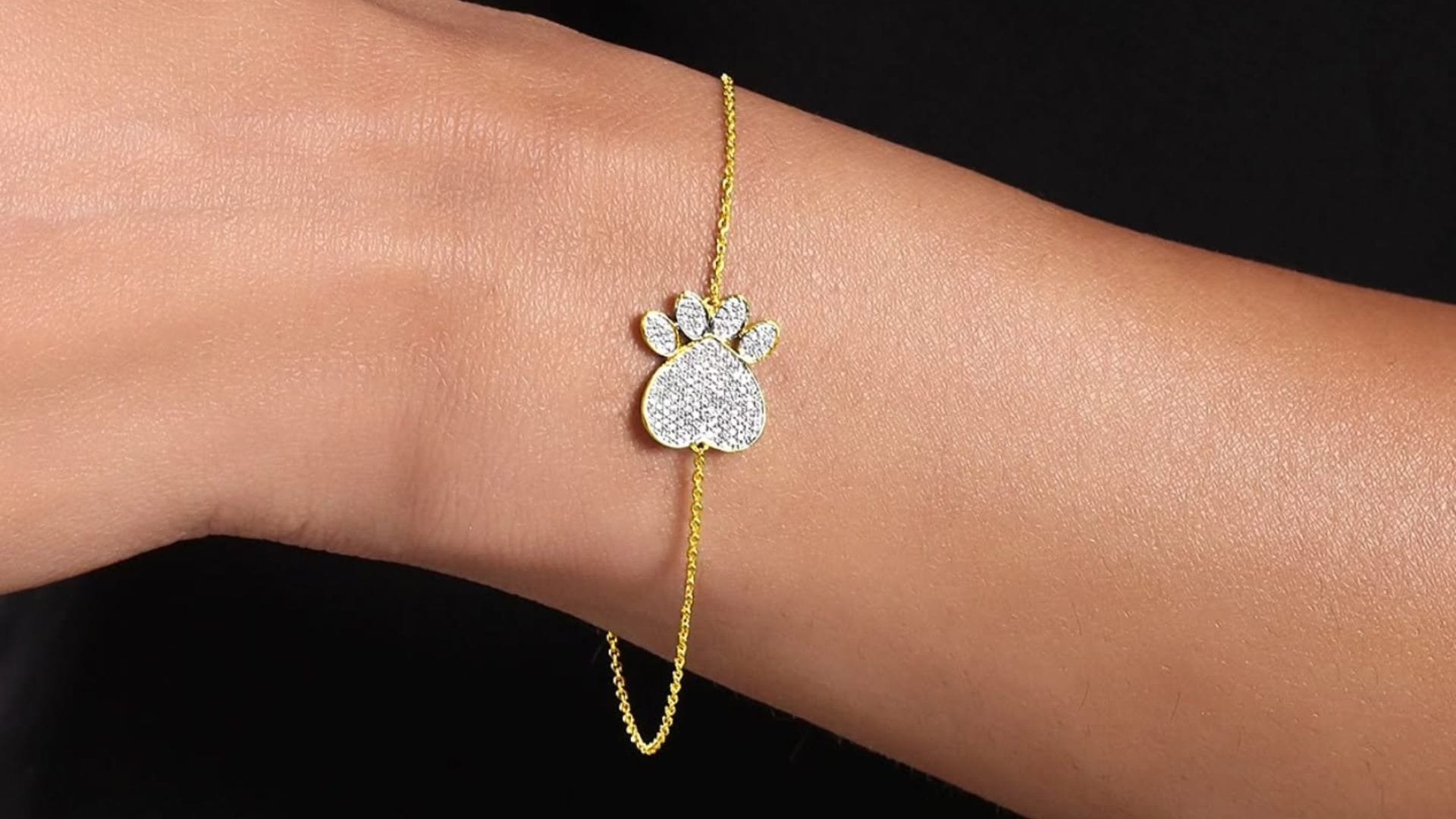 Dhanteras 2025 Affordable Gold Designs to Buy on Dhanteras