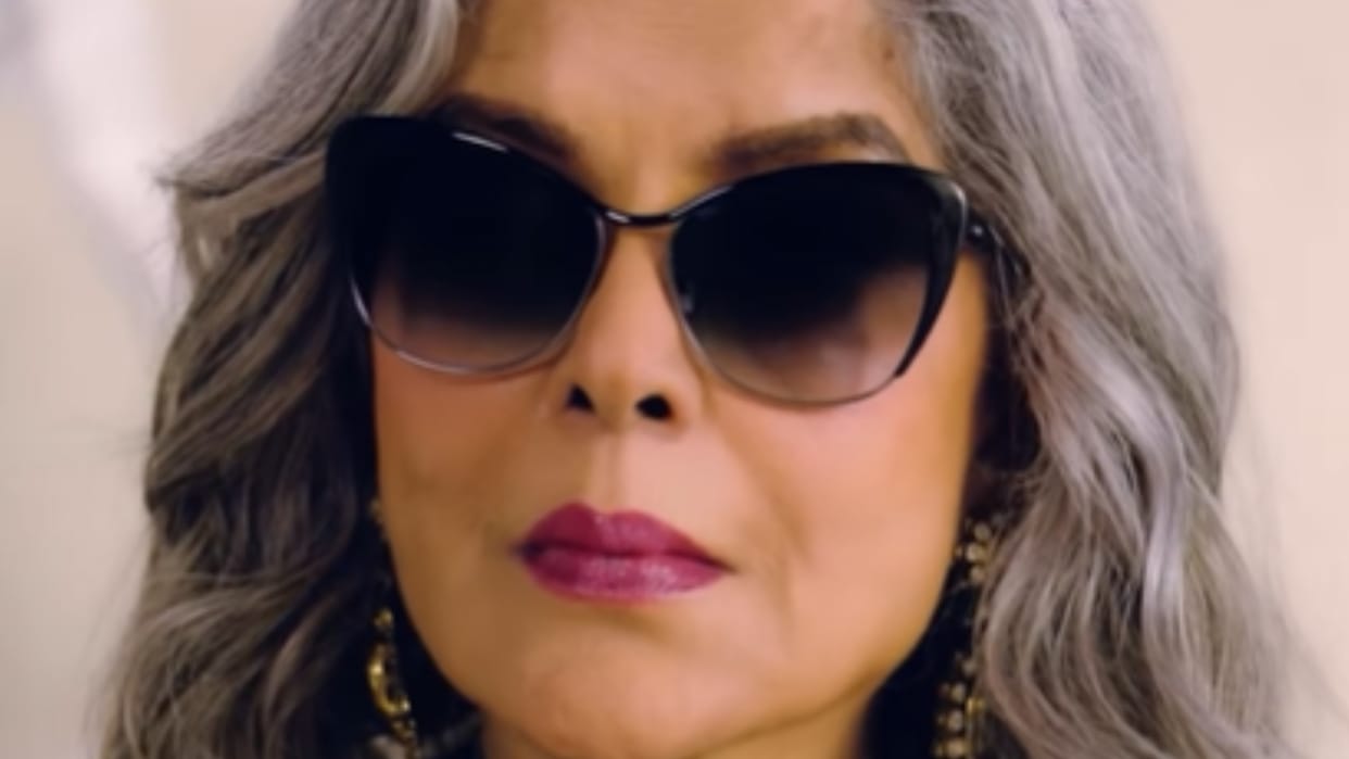 Zeenat Aman tells about poet rudyard kipling poem If