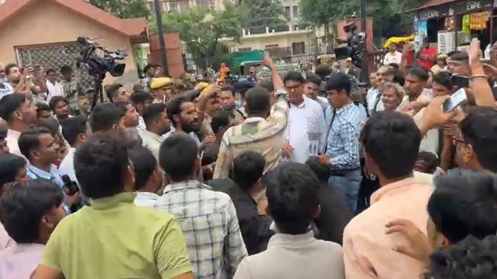 Jaipur Hospital Fire: Relatives furious after SMS Hospital blaze, chaos erupts, see photos