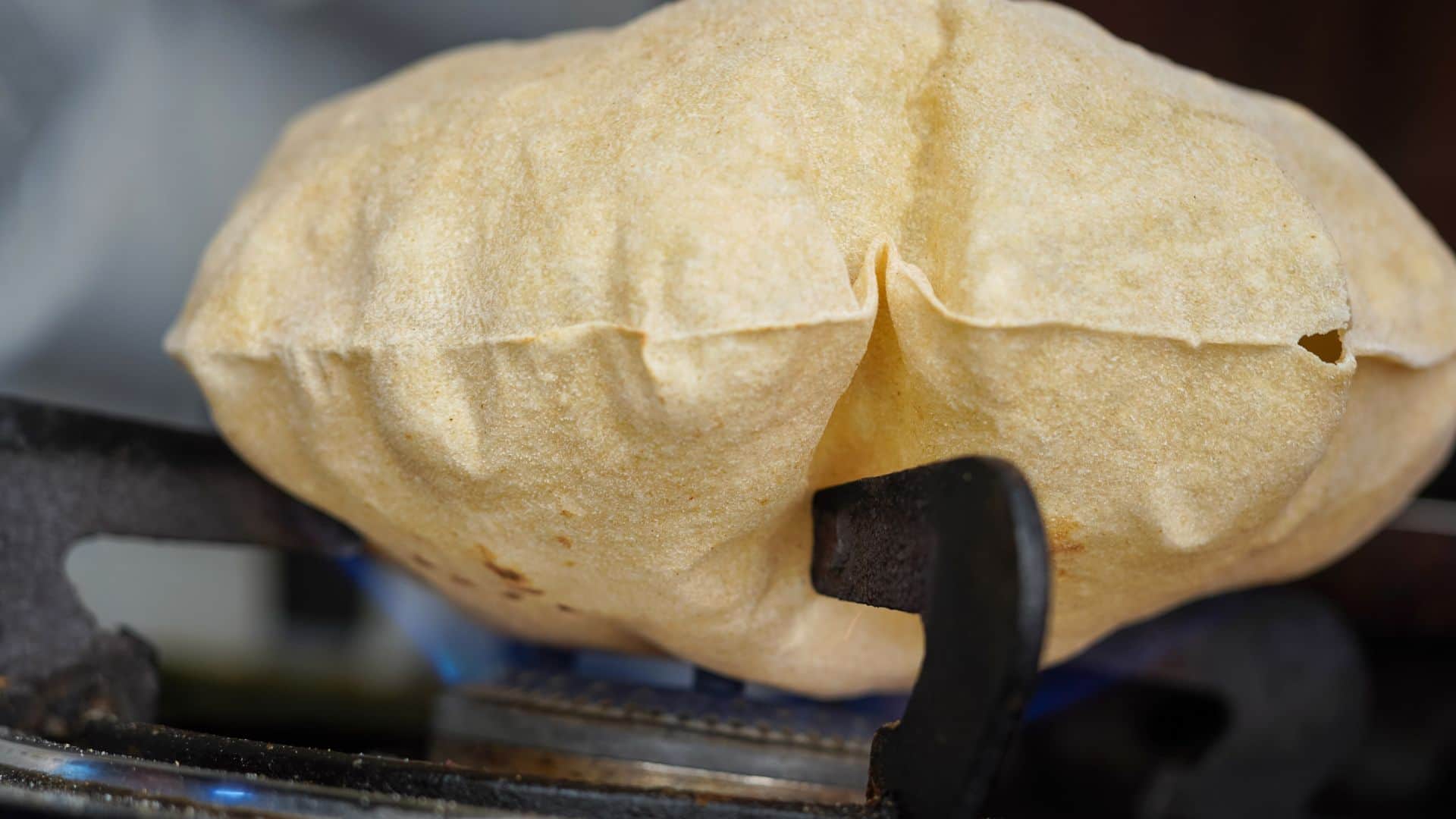 Vastu Tips Counting Roti While Cooking know Roti Gin Kar banana shubh hota hai ya ashubh disprj