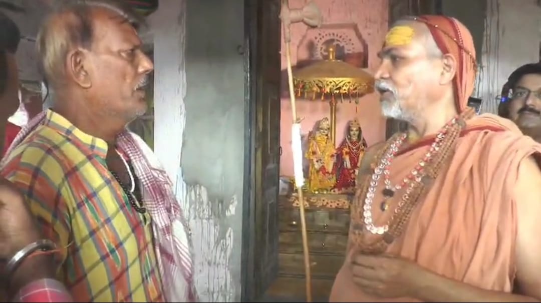 Bihar News: Shankaracharya Swami Avimukteshwarananda Saraswati inspected the cowshed