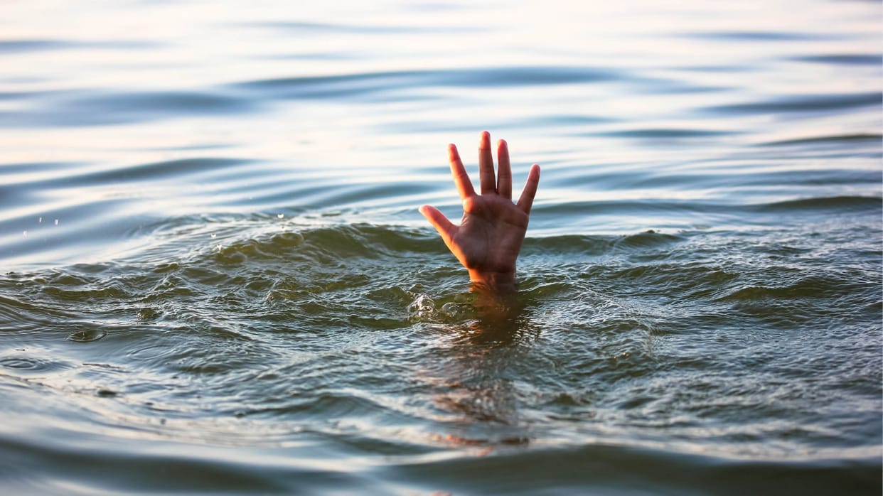 odisha many school students including girls drown BJD and Congress express grief
