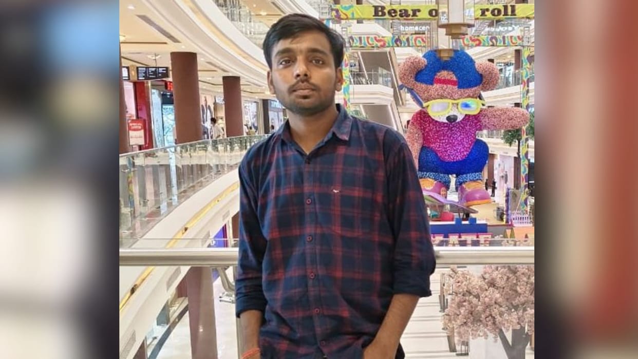 Medical student Sanskar gupta died after injured in beating after 15 days in mirzapur